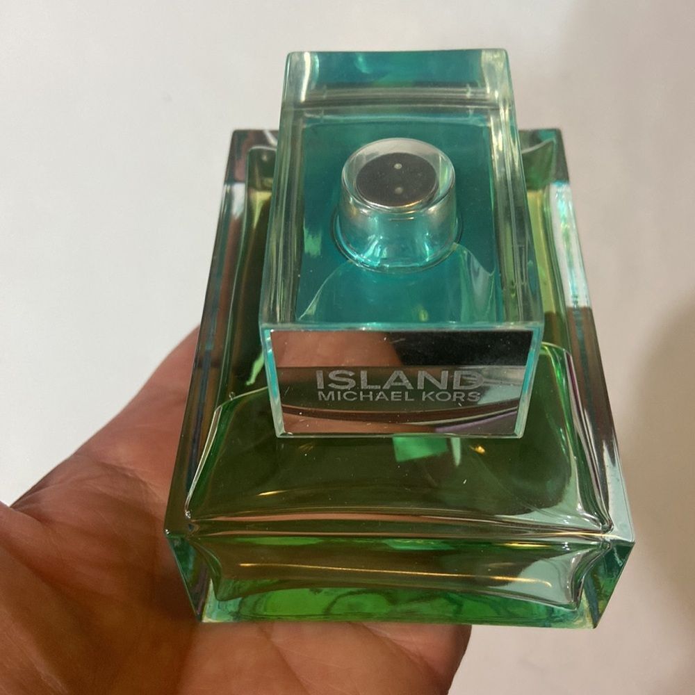 Vintage Island Michael Kors Beauty Dist Perfume Used 3.4 FL.OZ - 100ml - Picture 2 of 13